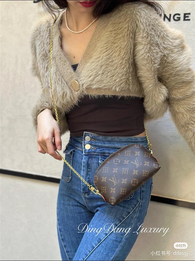 2025224M47515223711673