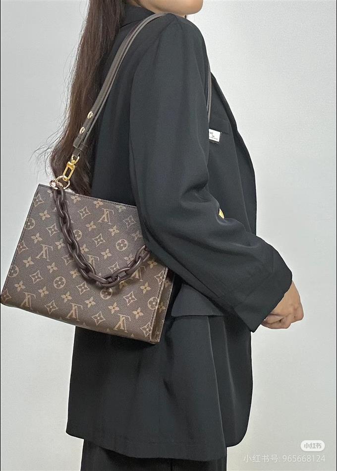 2025224M4754222364498