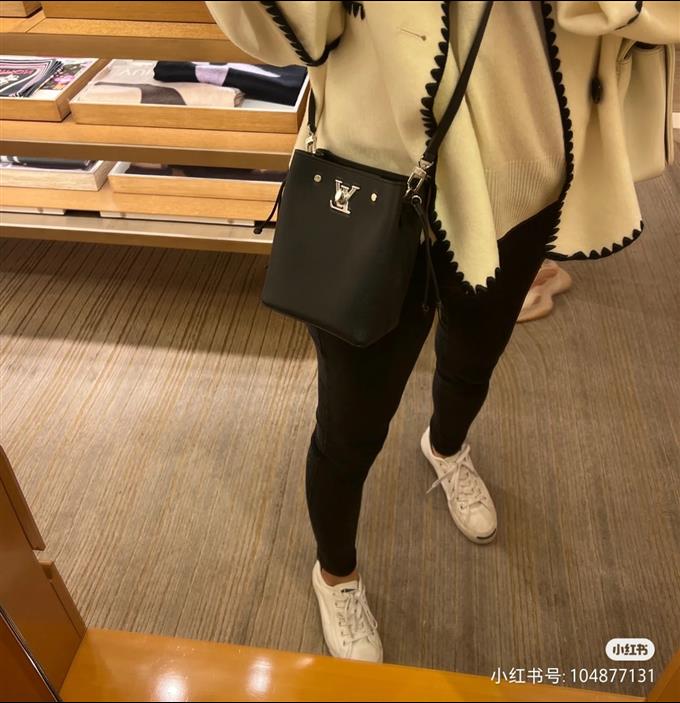 2025224M68709222424838