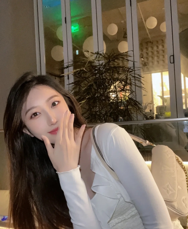 2025224M82210222423269