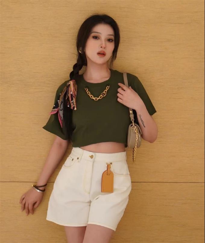 2025224M82211222424237