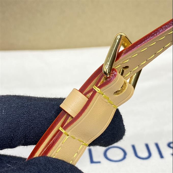 2025224M82335223657688