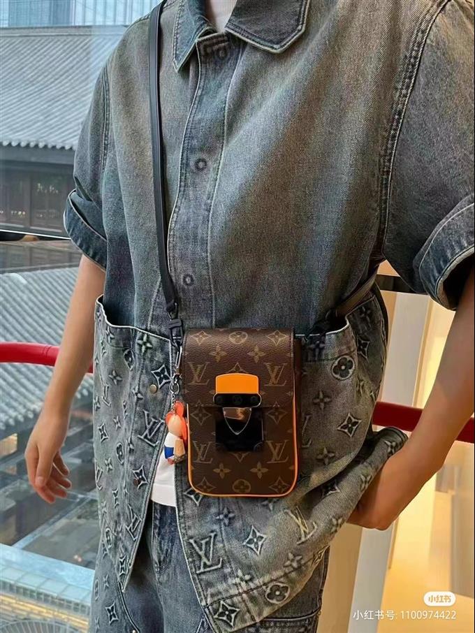 2025224M8253522463215