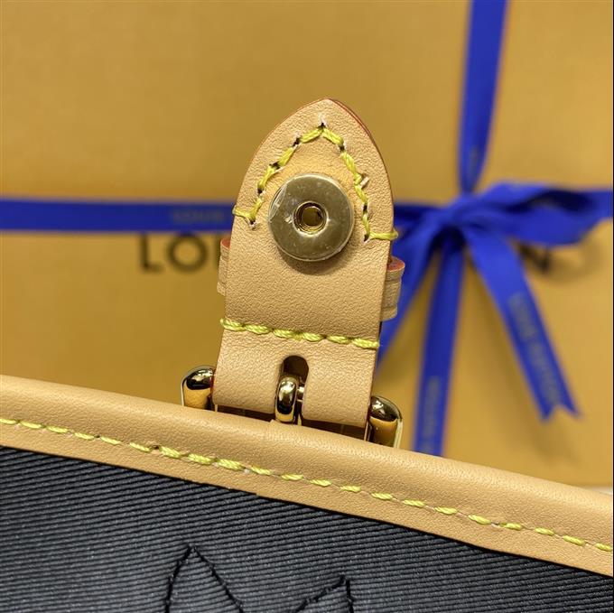 2025224M83298223658502