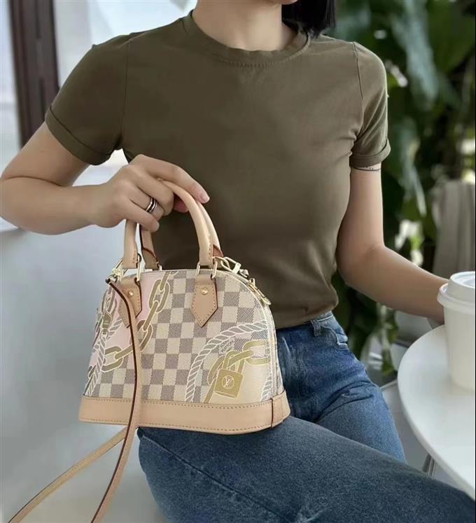 2025224N40472221516460