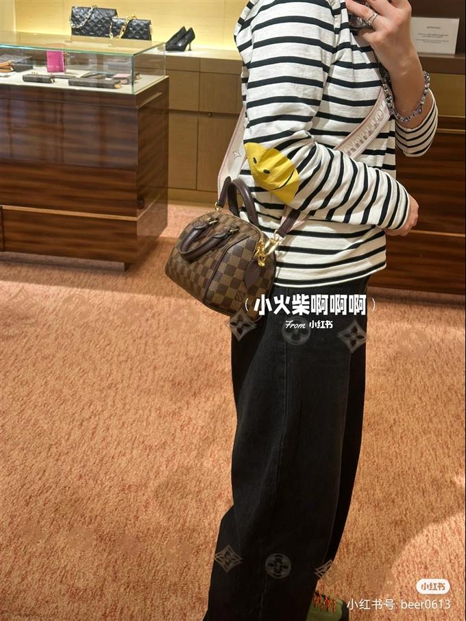 2025224N4048922375438