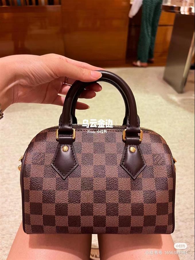 2025224N4048922378996