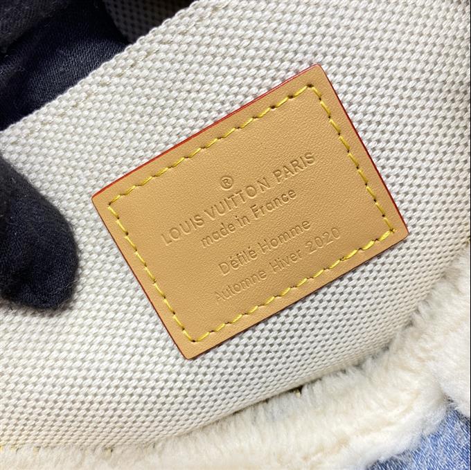 2025224N40700204142614