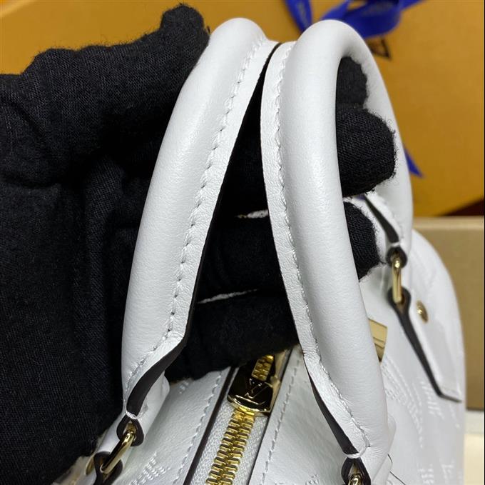 2025224M11276224347952