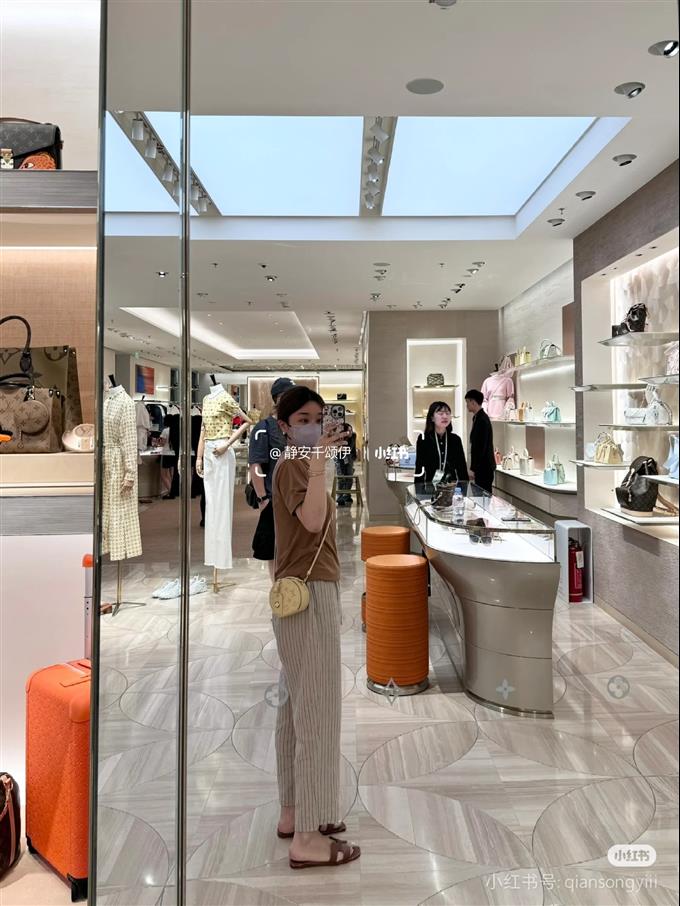 2025224M11294224350471