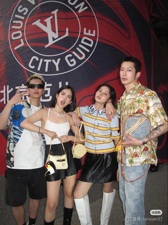 2025224M11294224351303