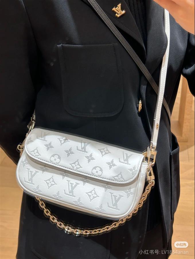 2025224M11299224351839