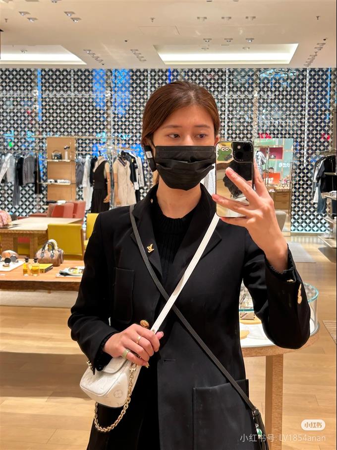 2025224M11299224351871