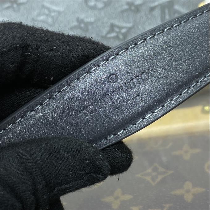 2025224M12174214938257