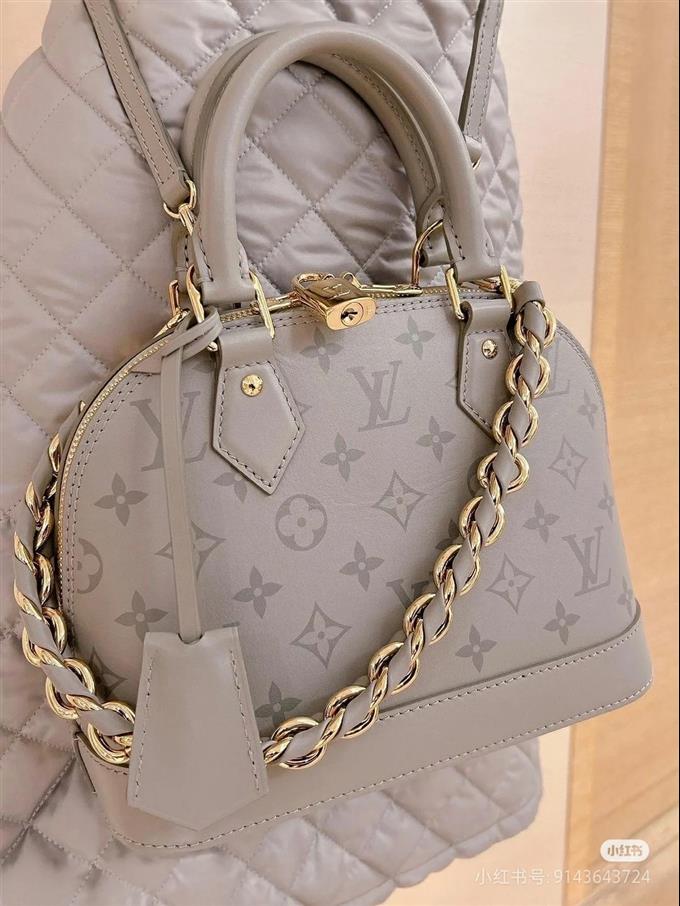 2025224M12561222420537