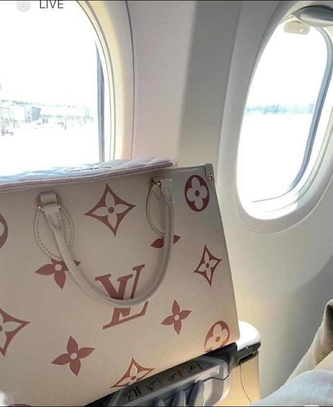 2025224M21575222428564