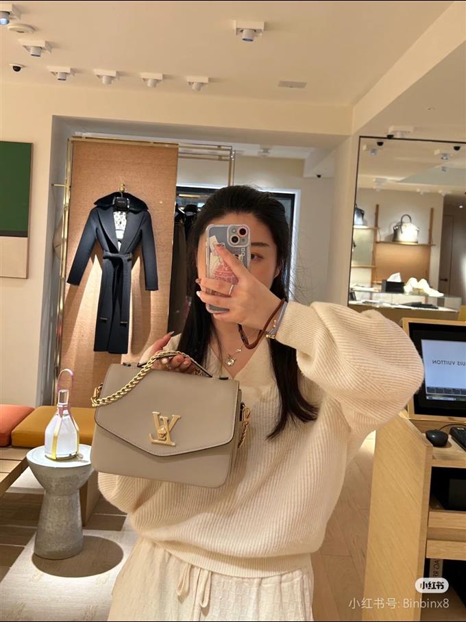 2025224M22792222424711