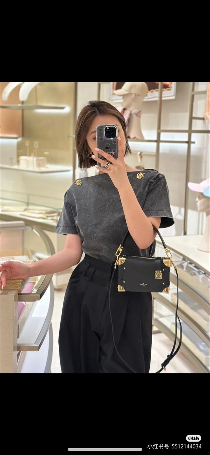 2025224M23817222424600