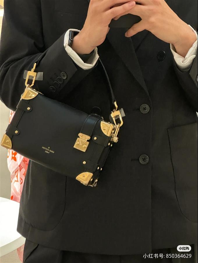 2025224M23817222432800