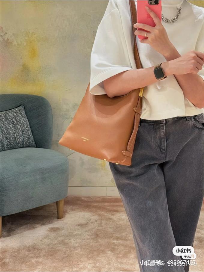 2025224M25354224631888