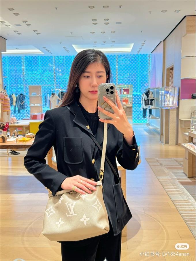 2025224M25453222428955