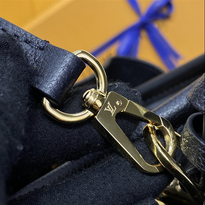 2025224M41048222417294