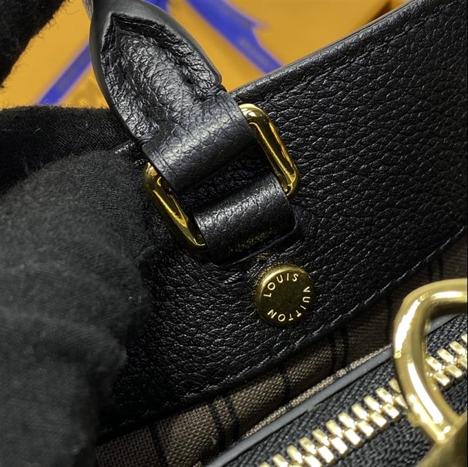 2025224M4105322242528