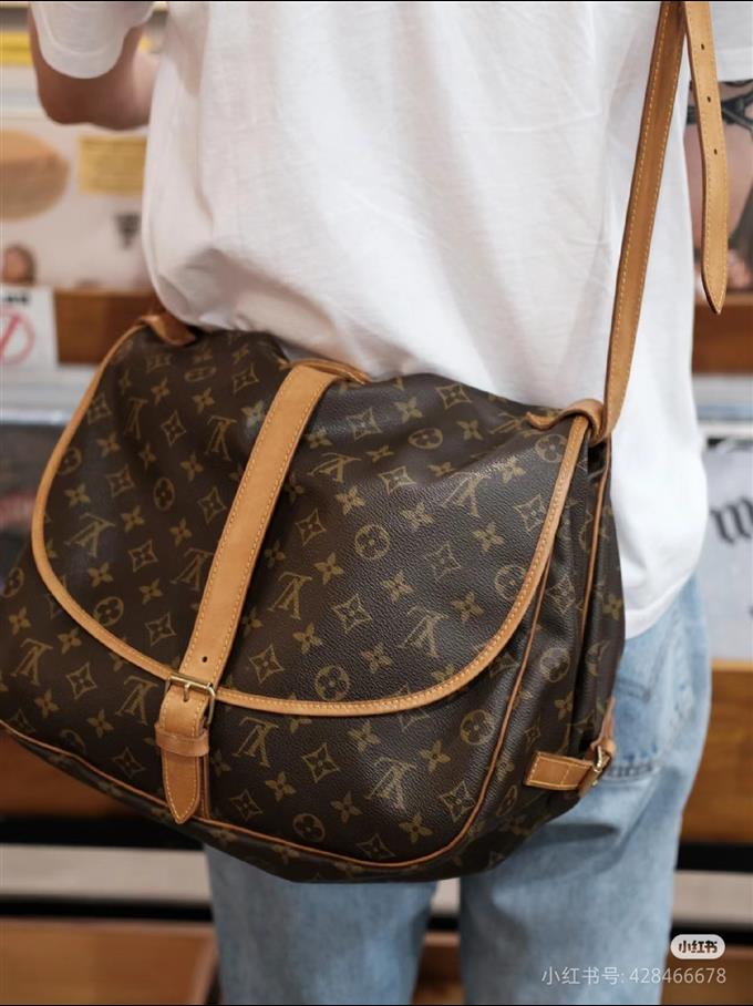 2025224M4225420303270