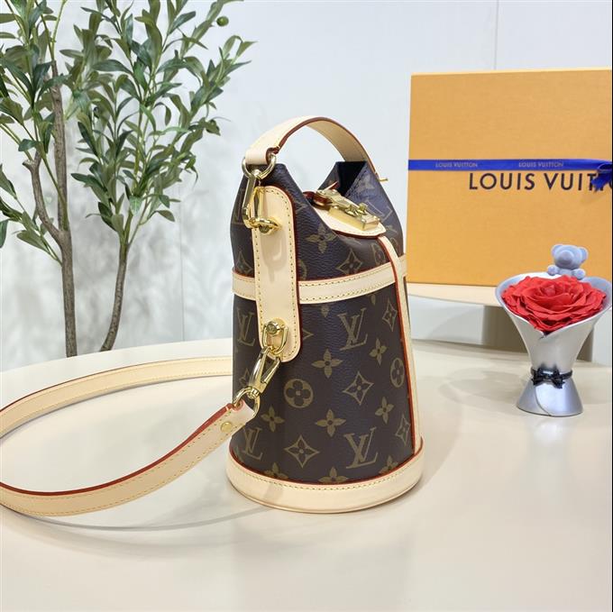 2025224M43587223644160