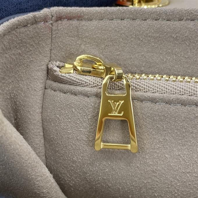 2025224M4393122244775