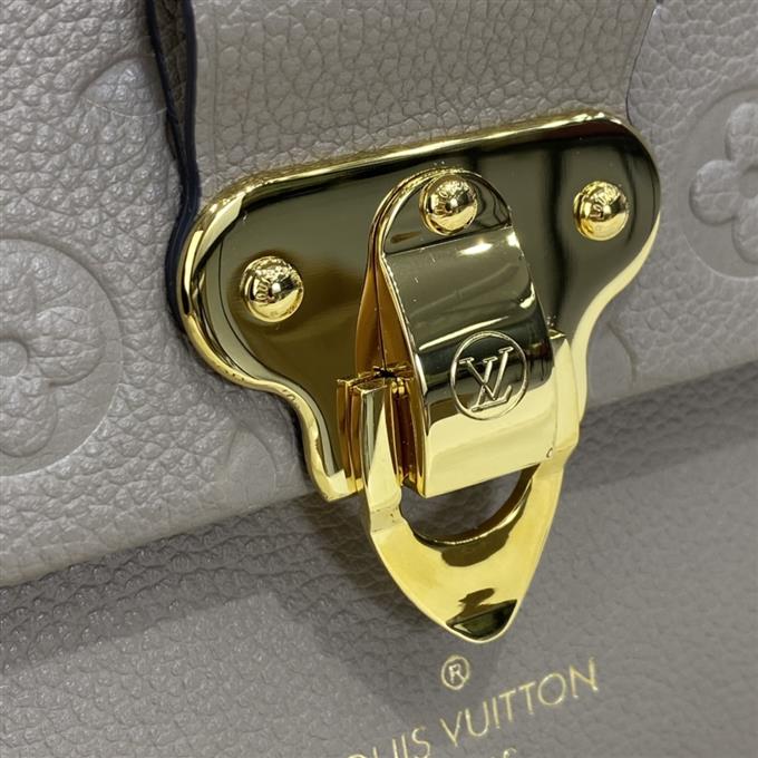 2025224M4393122244838