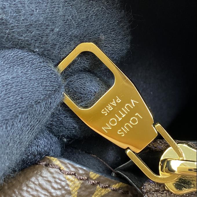 2025224M44020223647979