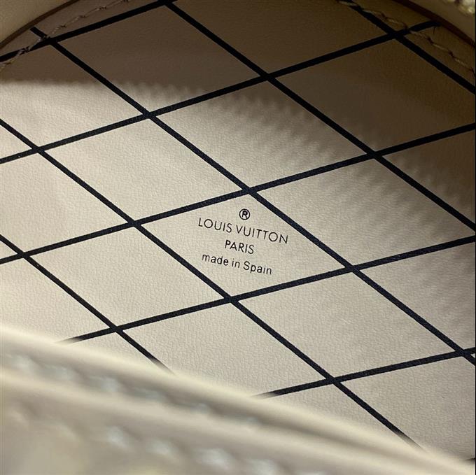 2025224M44699223648913