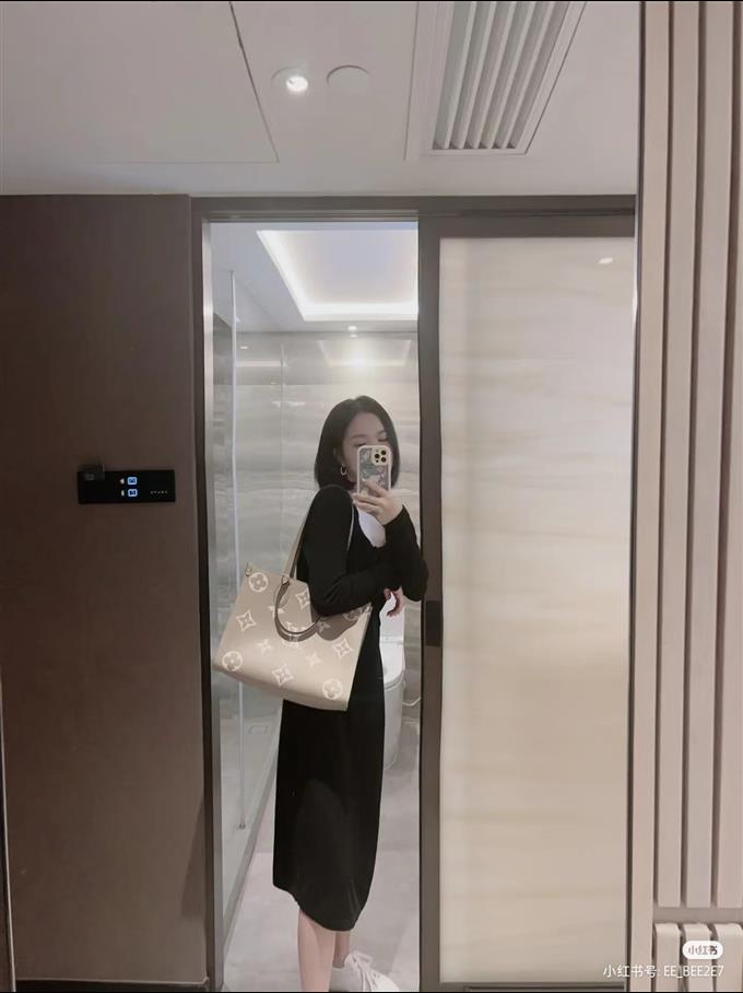 2025224M45494222422628