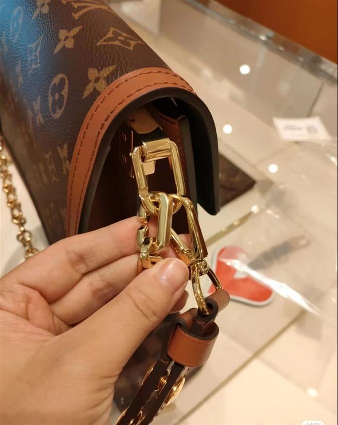 2025224M45958223651538