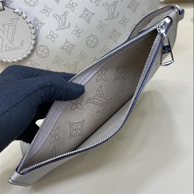 2025224M2185122411626