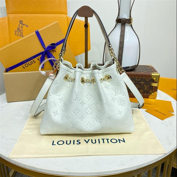 2025224M11283224048135