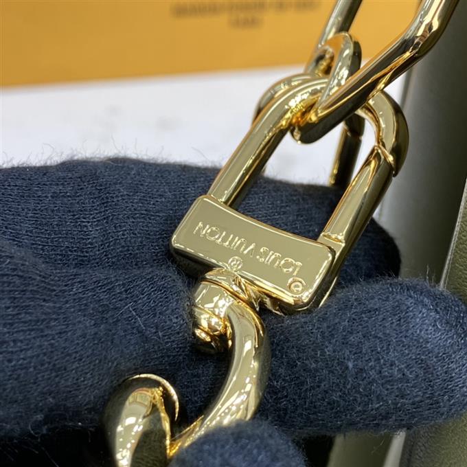 2025224M5778211646194