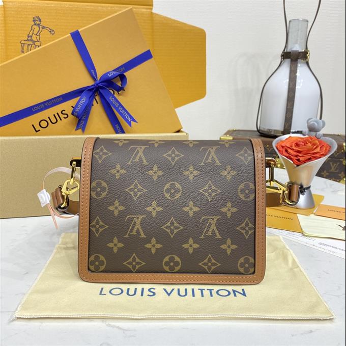 2025224M44580223057720