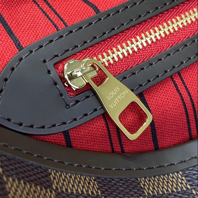 2025224M501561540684