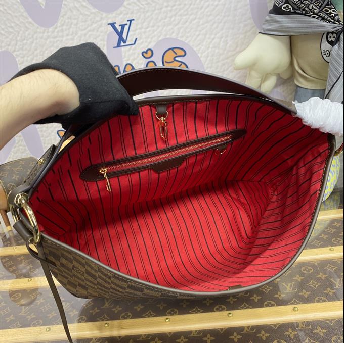 2025224M501561540716