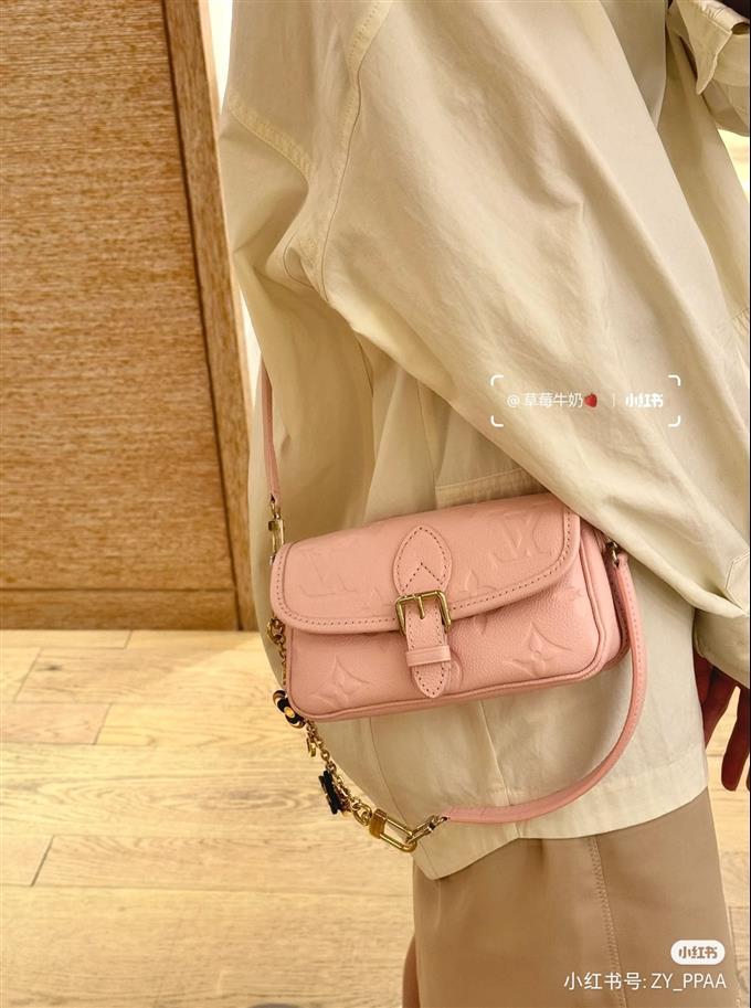 2025224M8356621215173