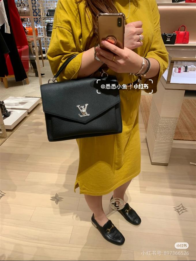 2025224M54849224728700