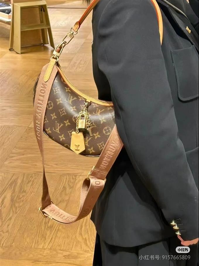 2025224M12939162648164