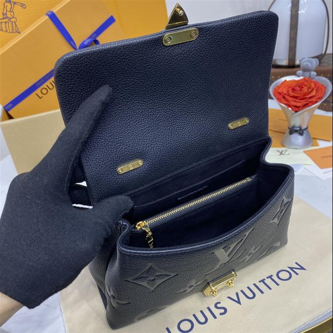 2025224M45978221633883