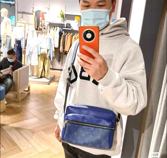 2025224M30242144535644