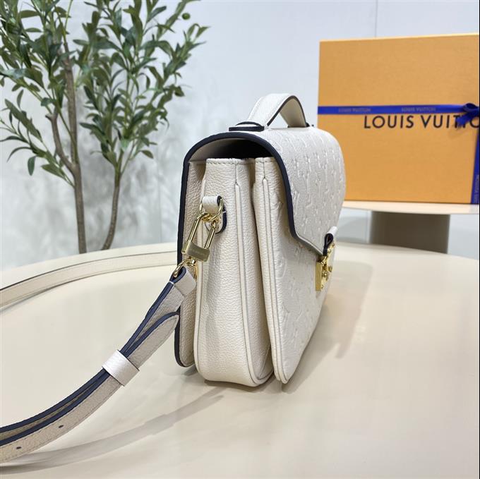 2025224M4488122195370