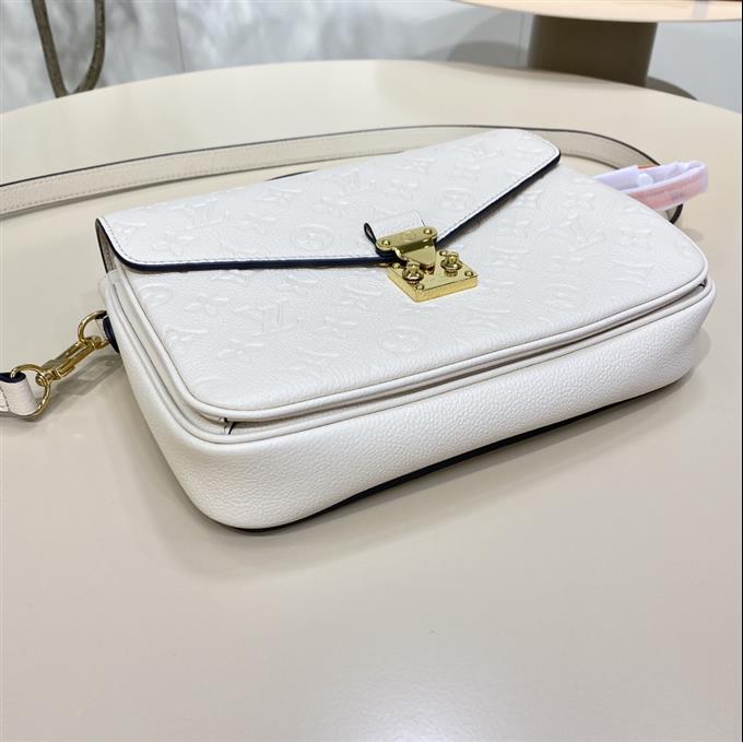 2025224M4488122195385