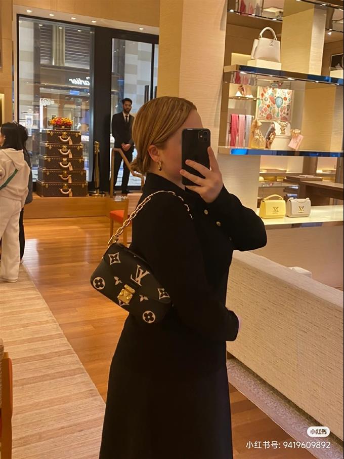 2025224M4659621211889