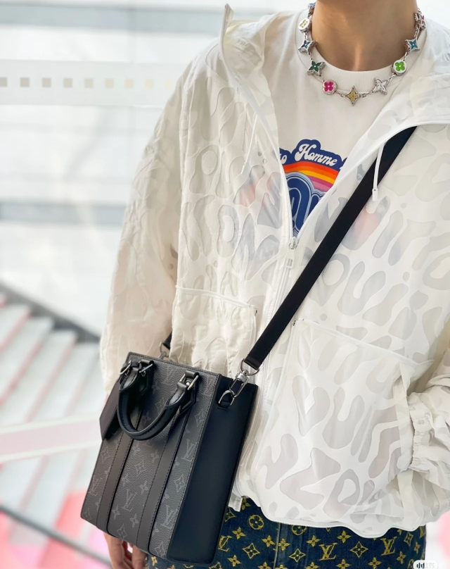 2025224M4645315153153